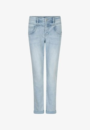 Lichtblauwe slim-fit jeans met opgerolde pijpen, voorzakken en riemlussen, getoond tegen een witte achtergrond.