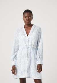 Samsøe Samsøe AMELIE DRESS - Marškininė suknelė - light blue