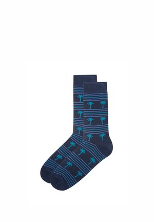 Tummansinisiä pintoja, joissa vaaleansiniset vaakaraitakuviot ja turkoosit palmupuukuvioinnit, esitettynä tasaisina ja vierekkäin.