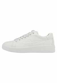 Weiße Ledersneaker mit runder Spitze, strukturiertem Obermaterial, sechs metallischen Ösen und einem auf der Seite prägenden Logo, sowie einer dicken Sohle.