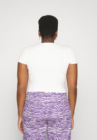 Even&Odd Curvy T-shirt básica - white