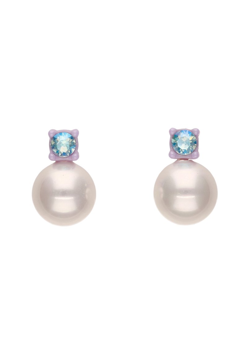 Cercei cu perlă în cui, prezentând o perlă albă lucioasă cu un accent de piatră prețioasă mov deschis în partea de sus, creând un design rotunjit, cu dublu nivel.