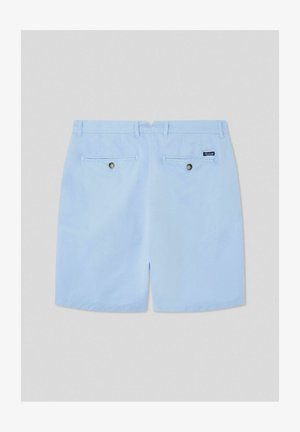 Jasnoniebieskie szorty wykonane z bawełny o gładkiej teksturze. Posiadają płaski przód, dwie tylne kieszenie zapinane na guziki oraz szlufki na pasek.
