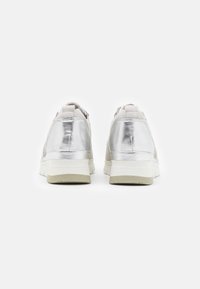 Tamaris LACE-UP - Sneaker low - silver/punch