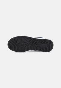 Champion RD18 LOW - Sneakers low - black/blue/red