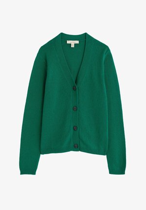 Roheline kardigan, mis on valmistatud pehmest materjalist, V-kaelusega, ribakraedega ja kuue musta nupuga ees. Lihtne disain, ühetöne.