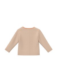Langärmliges gestreiftes Shirt mit gerippter Textur, das abwechselnd cremefarbene und pfirsichfarbene Streifen sowie einen einfarbigen pfirsichfarbenen Rundhalsausschnitt aufweist.