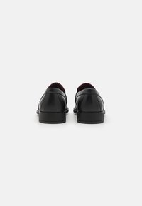 Tommy Hilfiger CLASSIC LOAFER - Slippers - black