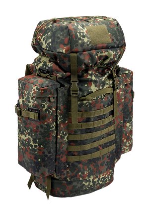 Militaire camouflage rugzak met meerdere zijvakken, verstelbare banden en MOLLE-webbing aan de voorkant voor bevestigingen.