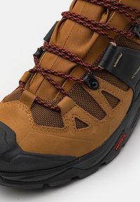 Salomon QUEST 4 GTX - Hikingskor - rubber/black/fiery red