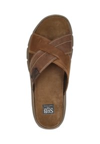 Bruine sandalen voor mannen met gekruiste leren banden en een gevoerde voetbed, gelabeld "SUB 55 Comfort Collection."