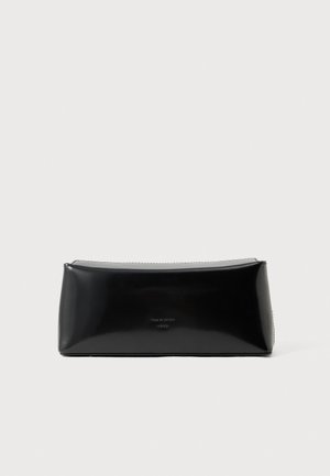 Tiger of Sweden, VESPERI - Pochette - black