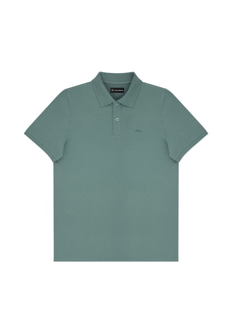 Koszulka polo w jasnym teal, krótki rękaw, zapięcie na trzy guziki, subtelne logo marki na piersi, teksturowany materiał, klasyczny krój.