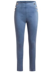 Hoogwaardige slim-fit blauwe broek met zes decoratieve gouden knopen, drie aan elke kant nabij de tailleband, zonder zichtbare zakken.
