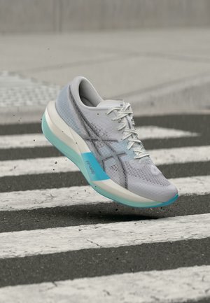 ASICS, MAGIC SPEED 5 UNISEX - Scarpe da corsa su strada - white/pure silver-coloured