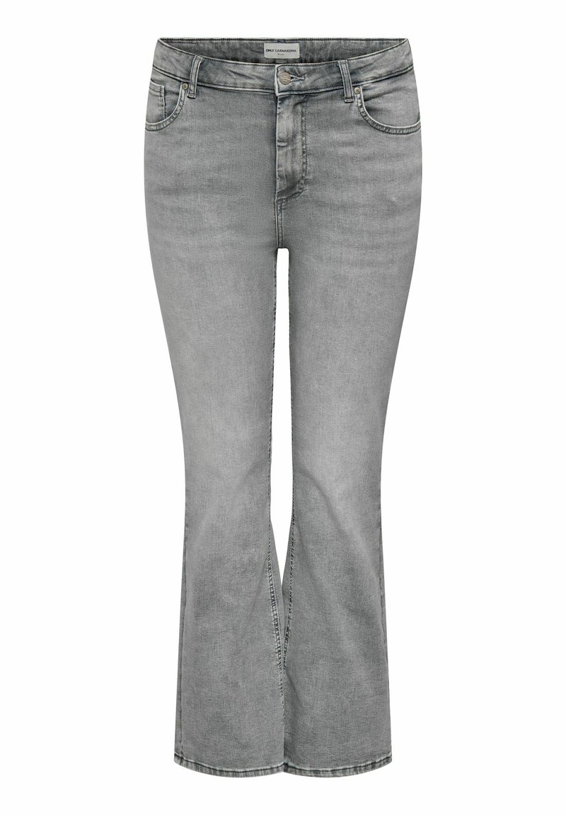 Vaqueros de mezclilla gris claro con cintura de altura media, cierre frontal con botón y cremallera, bolsillos delanteros y traseros, y piernas ligeramente acampanadas.