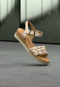 Επιλέχθηκε, rouge/gold-coloured