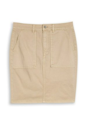 Beige knielange rok met opgestikte voorzakken, riemlussen en een knoopsluiting in de taille.