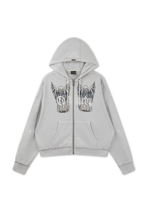 Hellgrauer Reißverschluss-Hoodie mit Fronttaschen, versehen mit schwarzen skelettartigen geflügelten Figuren und Flammendesigns auf der Brust sowie dezenten Mustern an den Ärmeln.