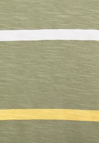 Esprit Langarmshirt - khaki