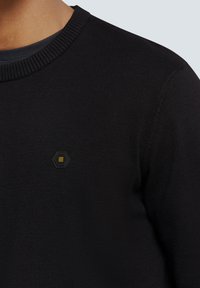 NO EXCESS TIMELESS TWO TONE  - Strickpullover - black