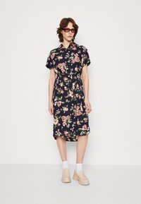 Vero Moda VMBUMPY SS CALF  - Abito a camicia - navy