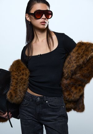 Gina Tricot TIGHT LONG SLEEVE - Pikkade varrukatega topp - black