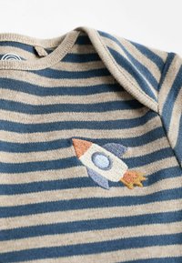 Next SHORT SLEEVE  5 PACK REGULAR FIT - Body - neutral space