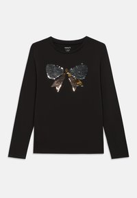 Camisa preta de manga longa com um design de borboleta em lantejoulas prateadas e douradas na parte da frente, com decote redondo e textura suave.