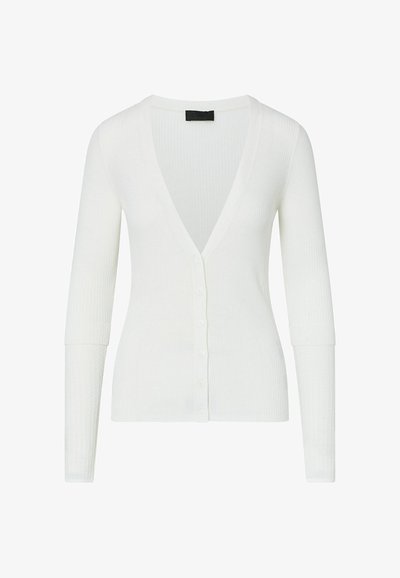 Cardigan blanc côtelé à manches longues avec un col en V profond et une fermeture boutonnée à l'avant, présenté sur un fond blanc uni.
