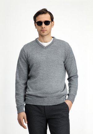 V NECK REGULAR FIT - Strickpullover - medium grey melange