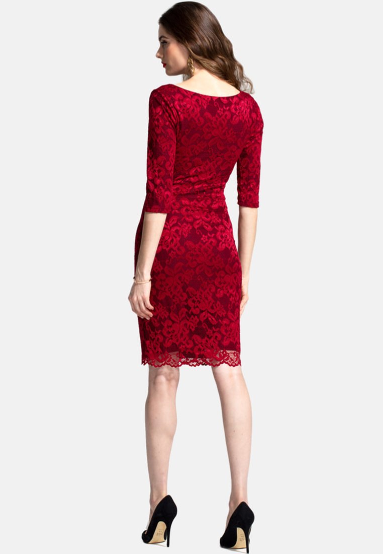 hot pink and black shirt