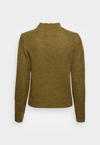 Strickpullover in Olivgrün mit strukturiertem Muster, ausgestattet mit einem hohen Hals und langen Ärmeln. Einheitliche Farbe, keine sichtbaren Beschläge oder Akzente.