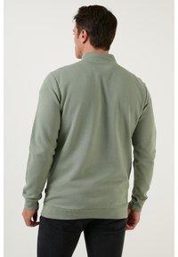 Buratti REGULAR FIT - Melegítőfelső - apple