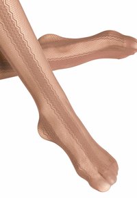 Durchsichtige, hautfarbene Netzstrumpfhosen mit Zickzack-Muster und glatter Textur, die kontrastierende Hauttöne und ein offenes Webdesign zur Schau stellen.