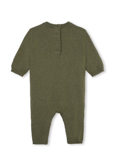 Gebreide jumpsuit in olijfgroen, met lange mouwen, een ronde halslijn en een sluiting met knopen aan de achterkant. Geribbelde manchetten en een geweven stof.