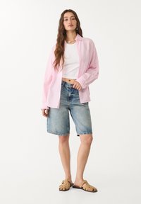 Stradivarius RUSTIKALES HEMD DAILY  02027022 - Button-down blouse - light pink