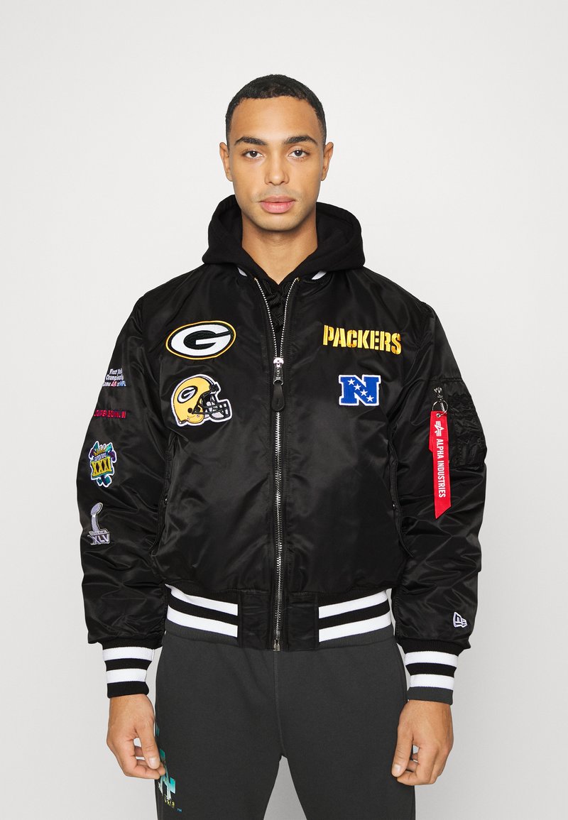 New Era NFL X ALPHA INDUSTRIES GREEN BAY PACKERS MA1 BOMBER Chaqueta de entrenamiento black