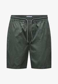 Unselected, balsam green