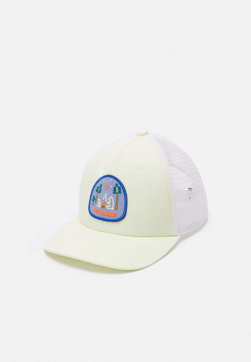 Patagonia TRUCKER HAT UNISEX - Boné - camp with friends/isla yellow