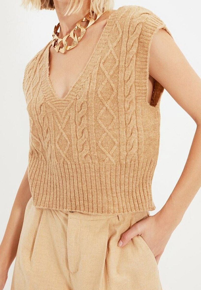 Trendyol Strickpullover - brown