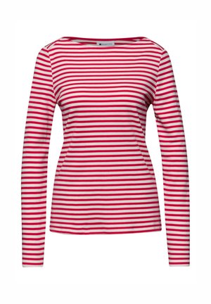 Camisa blanca de manga larga con rayas rojas horizontales, escote redondo y corte entallado.