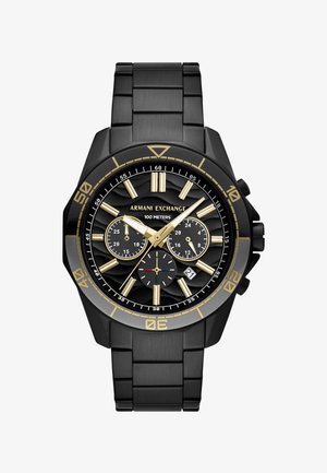 Reloj cronógrafo de acero inoxidable negro con acentos dorados, esfera negra texturizada, tres subesferas, indicador de fecha y resistencia al agua de 100 metros.