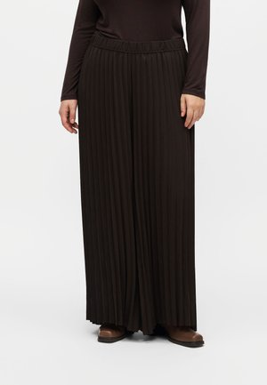 Vero Moda Curve, VMCYOLA PLISSE WIDE PANT - Дънки с широк крачол - chocolate torte