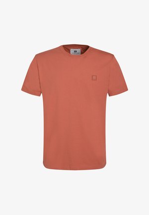 Majhen kratkoslečen majica v rjavi barvi iz lahkotne bombažne mešanice, ki ima na sprednji strani majhno vezeno logo in okroglo izrez.