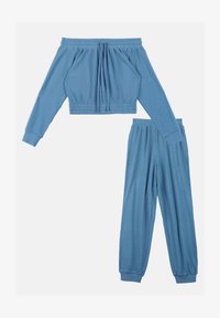 Unselected, denim blue