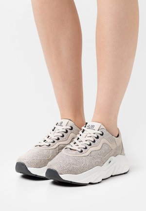 ROCK - Tenisky - vista/offwhite/black