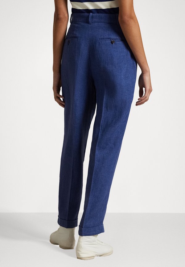 ANKLE FLAT FRONT - Trousers4