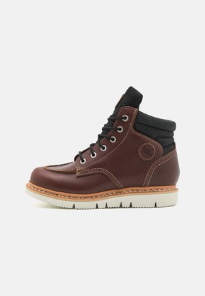 KREUTNER LADY - Hiking shoes - century/black
