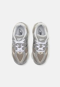 New Balance 9060 - Sapatilhas - slate grey